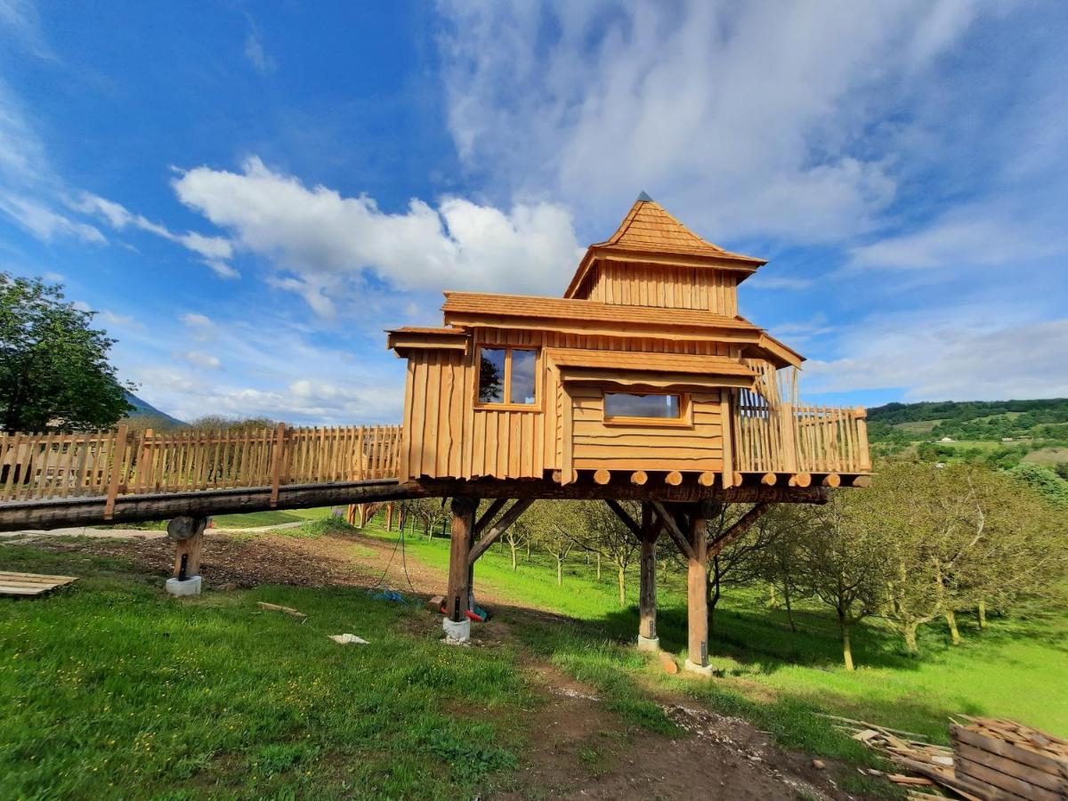 Roulottes Au Pied Du Vercors Saint-Jean-en-Royans Dış mekan fotoğraf